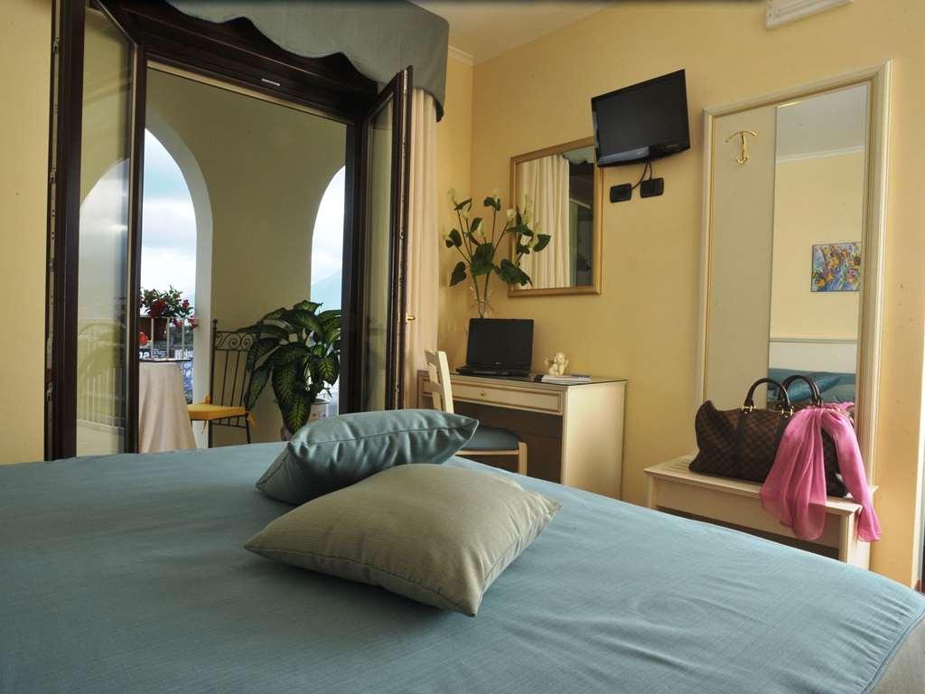 Costa Hotel Pompeji Szoba fotó